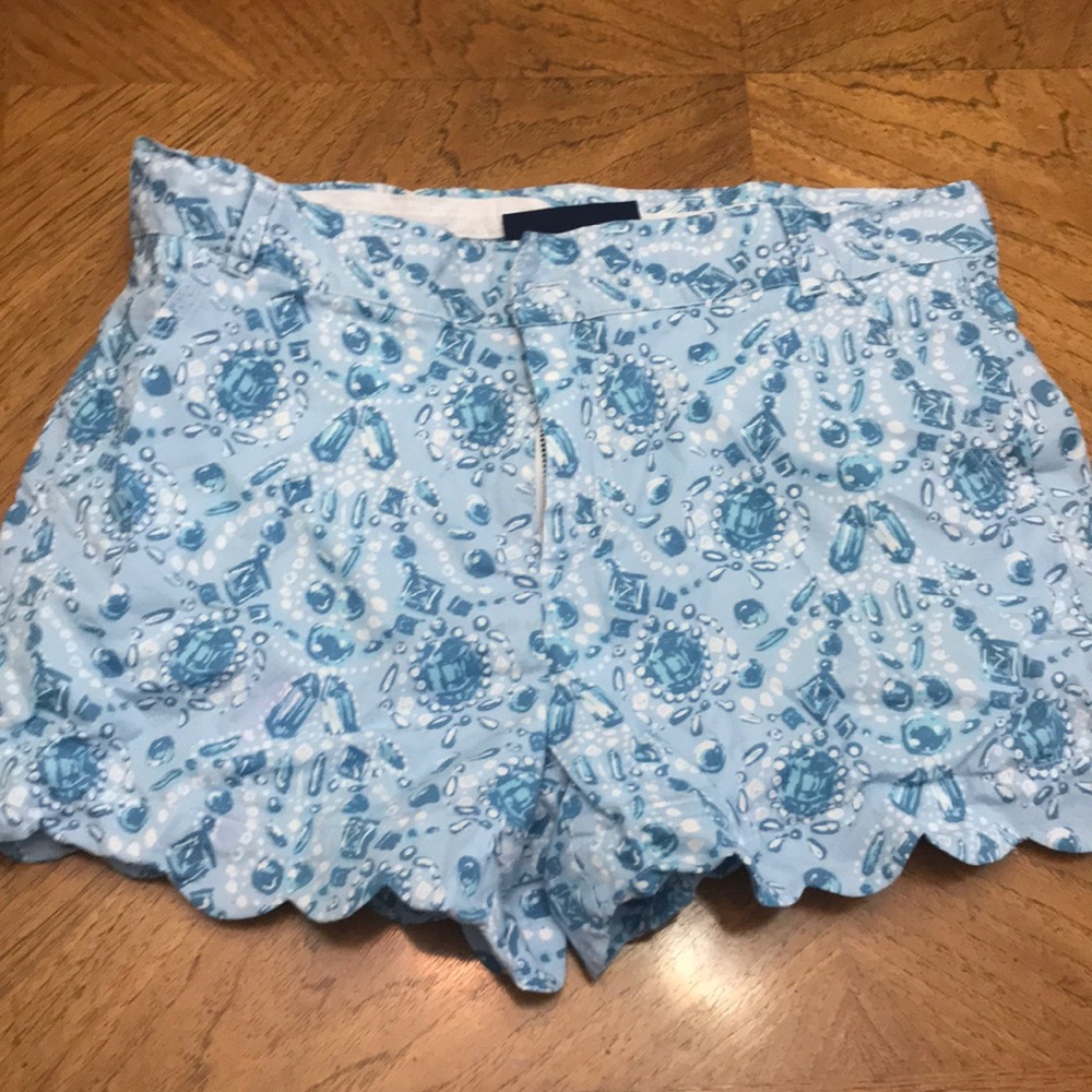 Scalloped jewel shorts